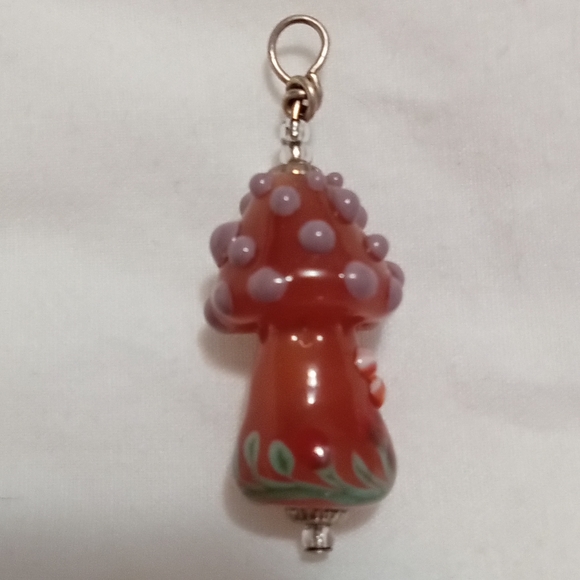 Mushroom necklace pendant - Picture 2 of 2